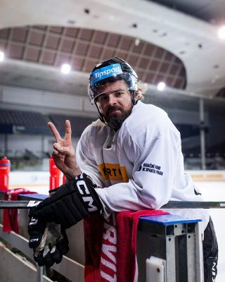 🇨🇿✌🏻Svoboda. Hodnota, o kterou se musí pečovat. A když je třeba, tak ji bránit. Stejně jako to udělal náš někdejší...