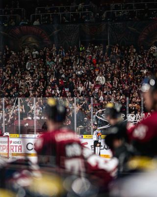 🔥 SPARTA 🆚 KOMETA 🔥 Právě odstartoval předprodej na zápas, u kterého 15. ledna prostě nechcete chybět! Jak získat s...