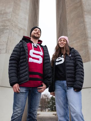 Nejen ty nejlepší měkké dárky najdeš v našem fanshopu! 🎁 Pozor! Ve čtvrtek končí garance dodání do Vánoc.