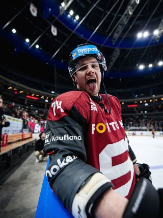 Veselé Vánoce! 🎄 Za chvilku to rozbalíme! 🏒