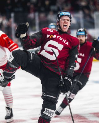 To je ale nadílka! 😍 Olomouci jsme pod stromeček nasázeli 7️⃣ gólů!